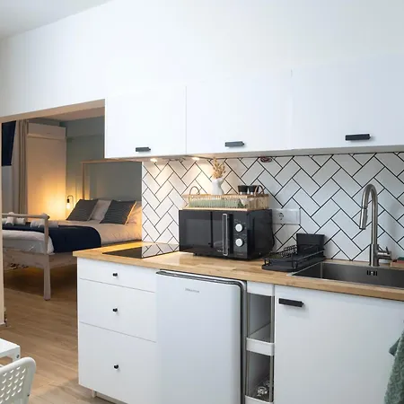Apartment Kolonaki Semi-basement For 3 Pers *