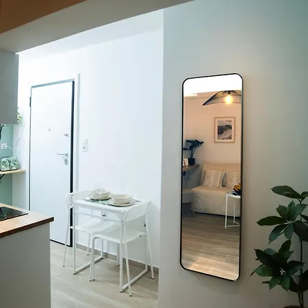 Apartment Kolonaki Semi-basement For 3 Pers